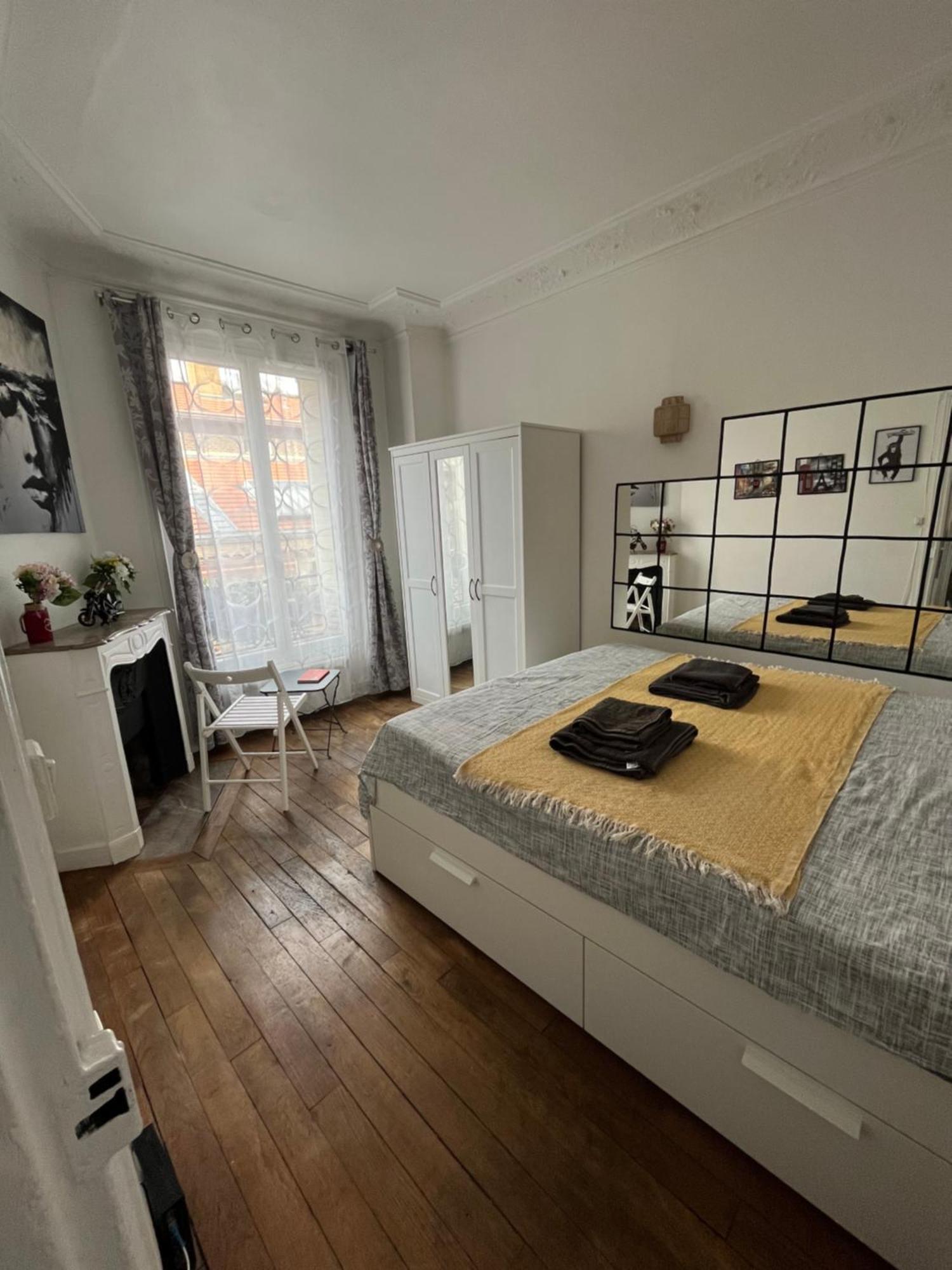Apartment 2 Full In